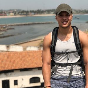 Meet your Posher, Don